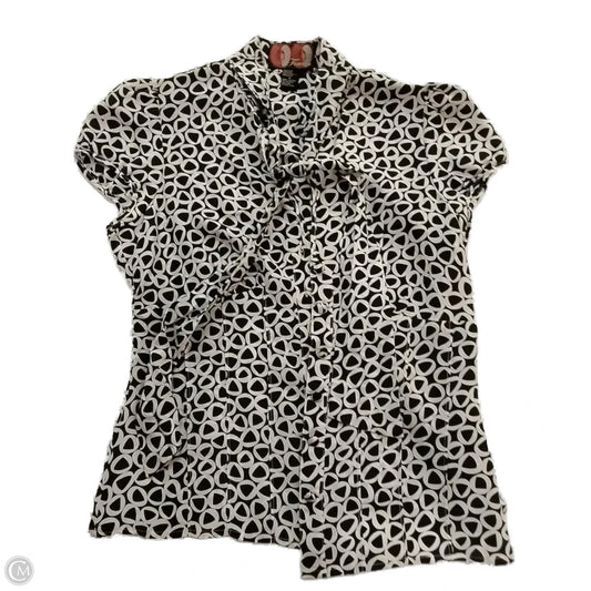 Blouse Short Sleeve By Forever In Black & White, Size: M