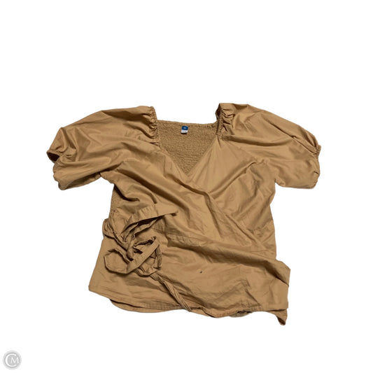 Blouse Short Sleeve By Old Navy In Tan, Size: 2x