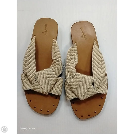Sandals Flats By Universal Thread In Tan, Size: 6