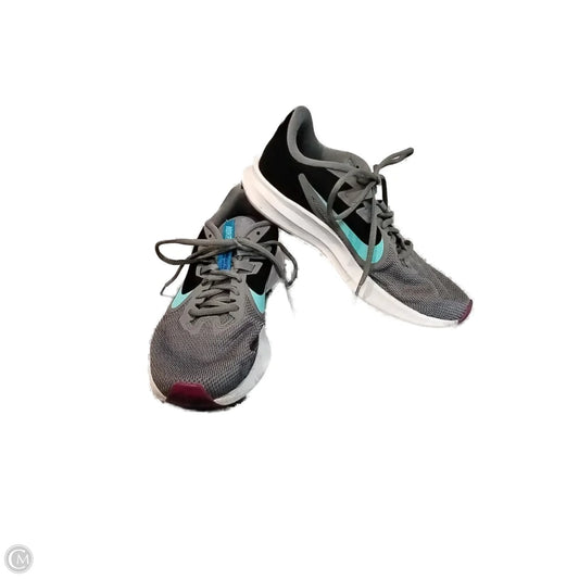 Shoes Athletic By Nike In Grey, Size: 9