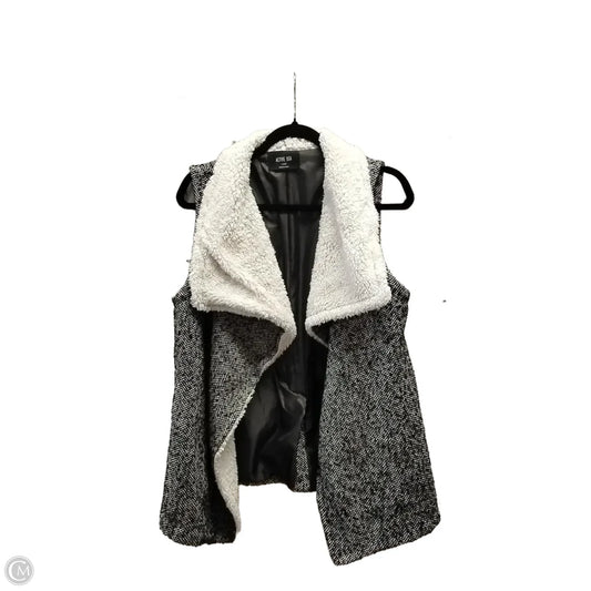 Vest Other By Active Usa In Black & White, Size: L