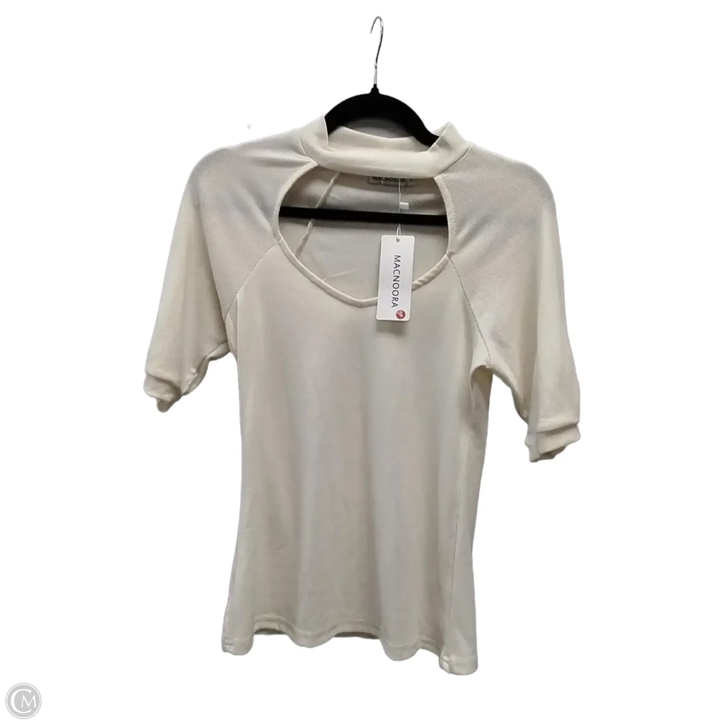 Blouse 3/4 Sleeve By Clothes Mentor In Cream, Size: S