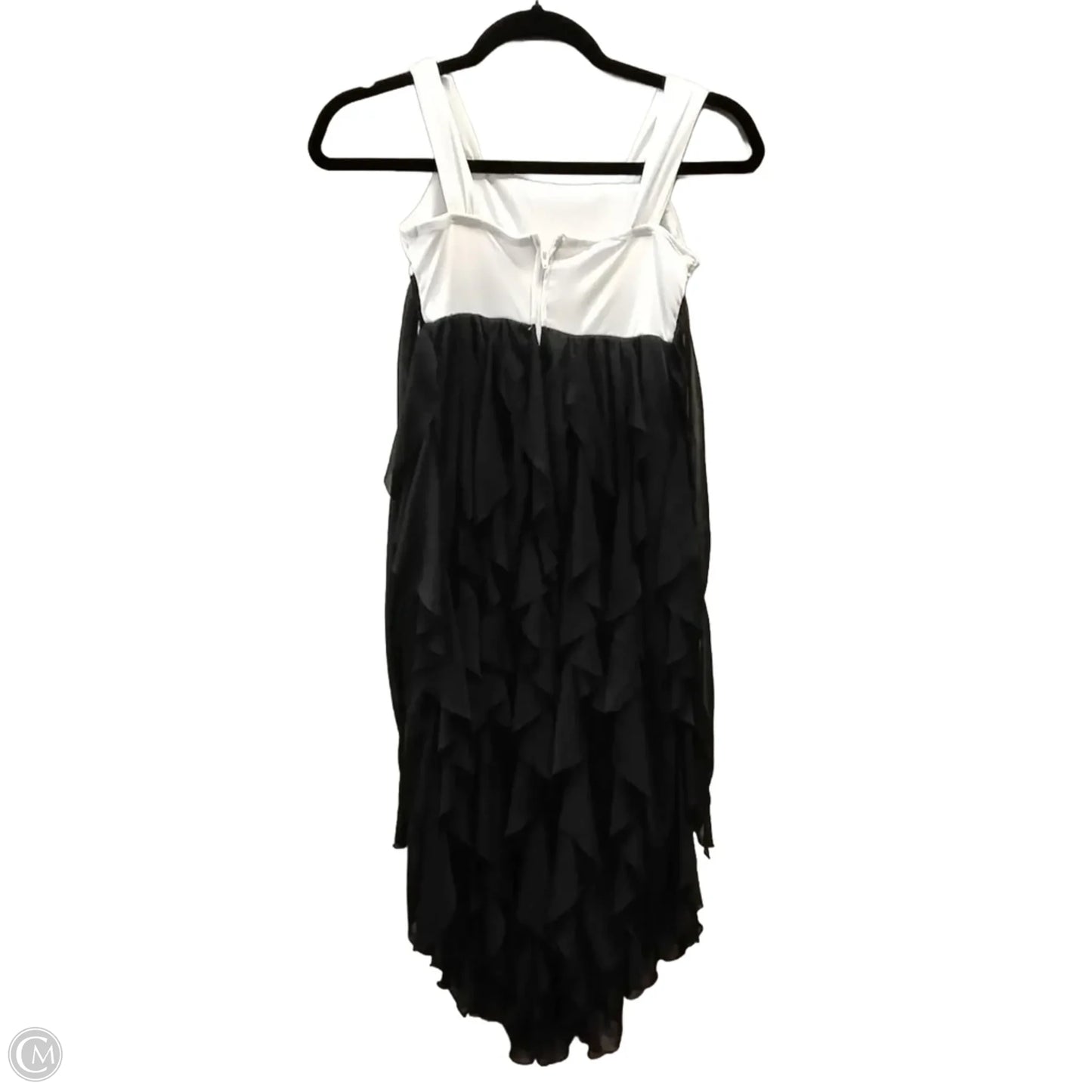 Dress Party Short By Clothes Mentor In Black & White, Size: M