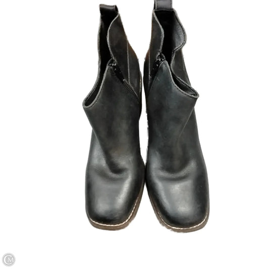 Boots Ankle Heels By Crown Vintage In Black, Size: 7.5