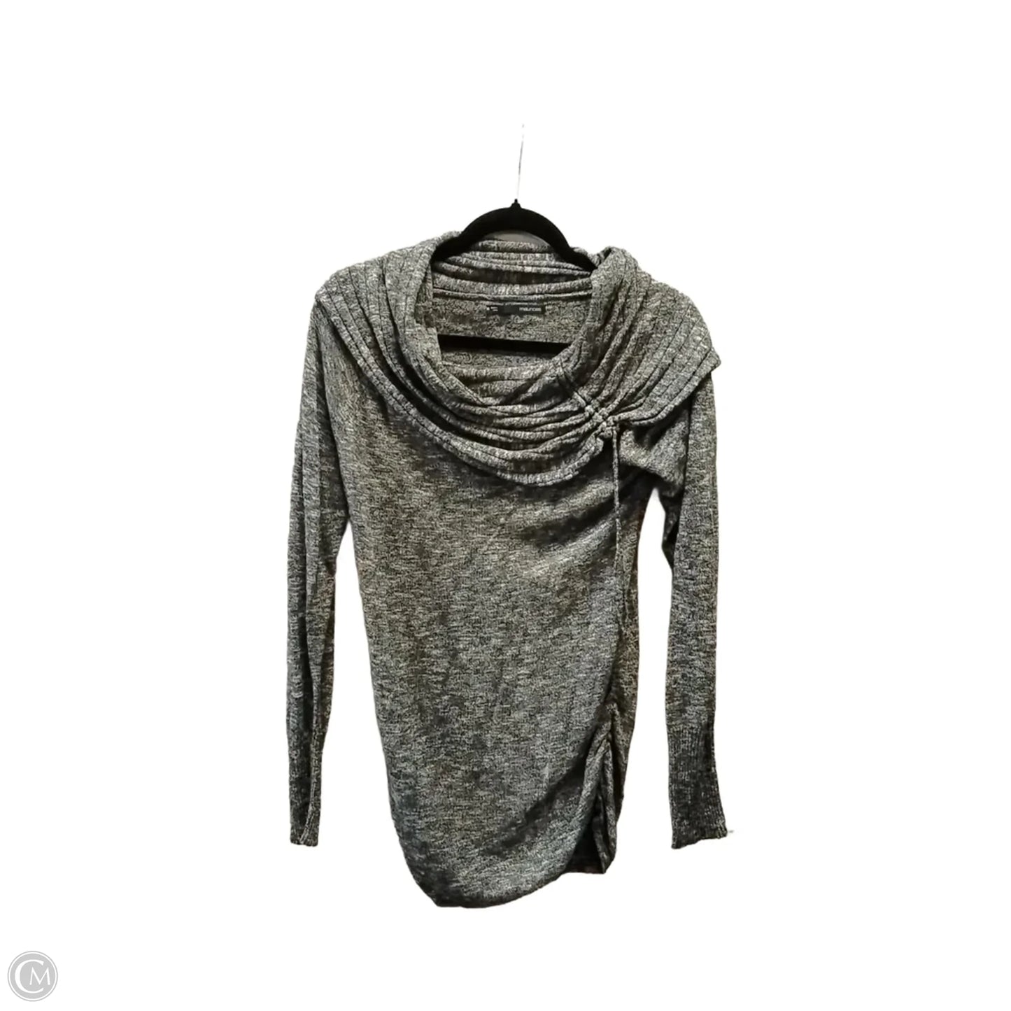 Top Long Sleeve By Maurices In Grey, Size: M