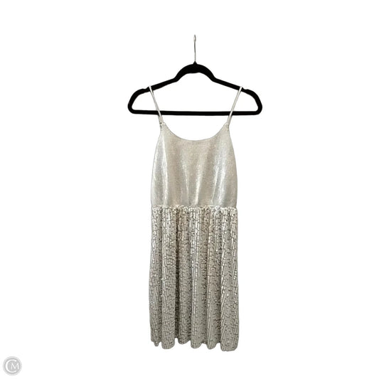 Dress Party Short By Express In Cream, Size: 0