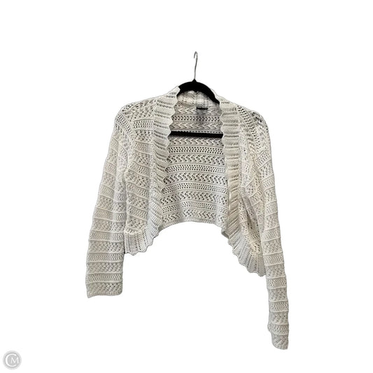 Shawl By Clothes Mentor In White, Size: S