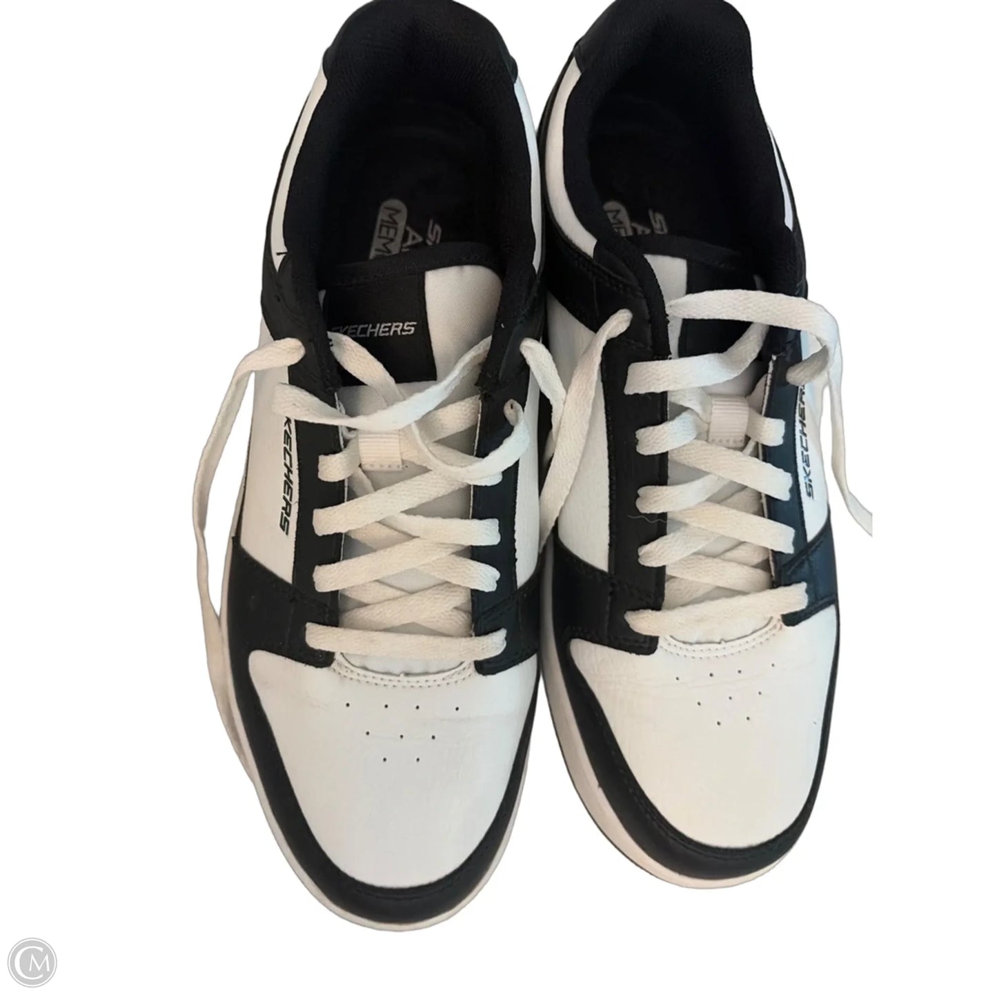 Shoes Sneakers By Skechers In Black & White, Size: 11.5