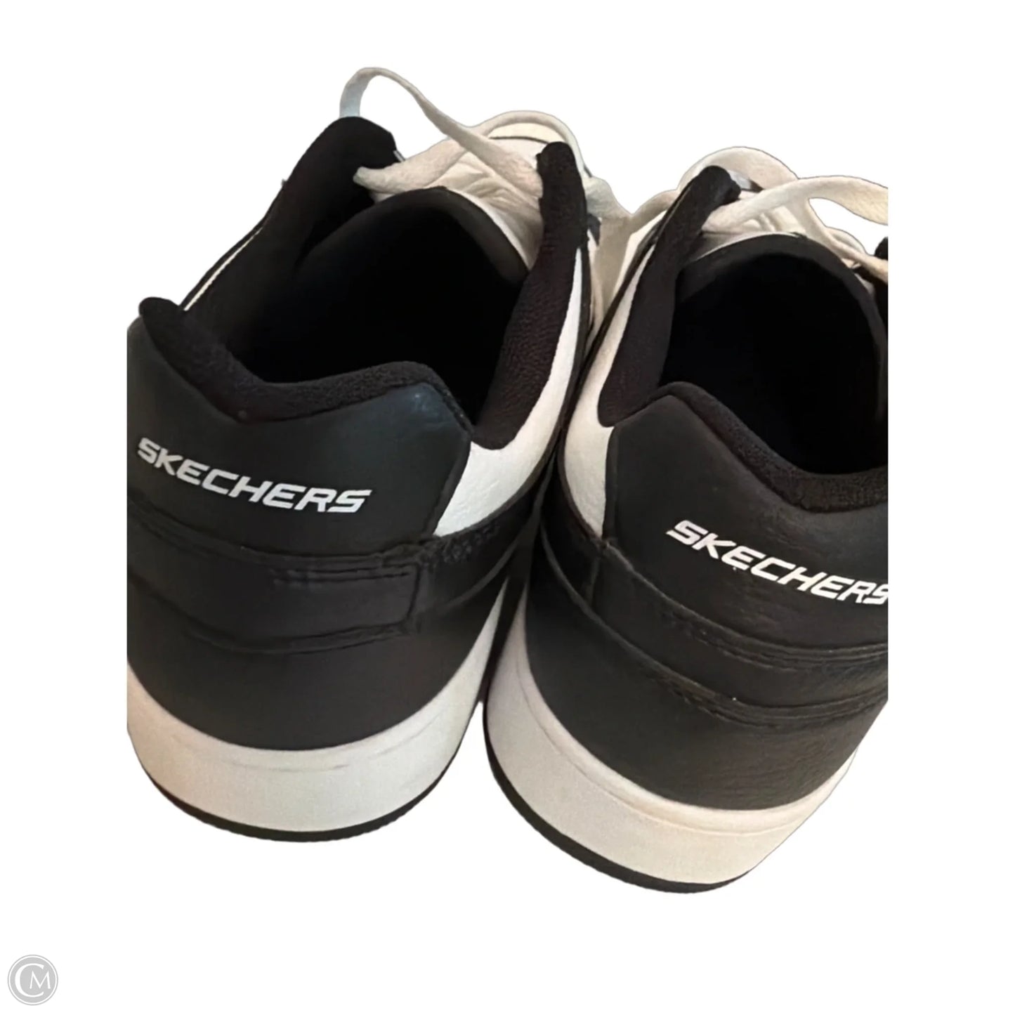 Shoes Sneakers By Skechers In Black & White, Size: 11.5