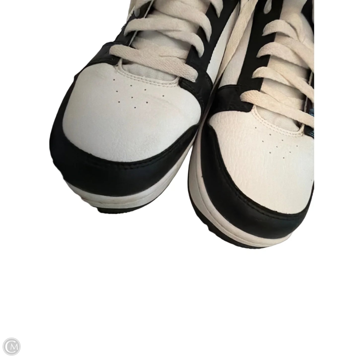 Shoes Sneakers By Skechers In Black & White, Size: 11.5