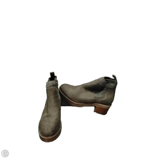 Boots Ankle Heels By Cme In Grey, Size: 11