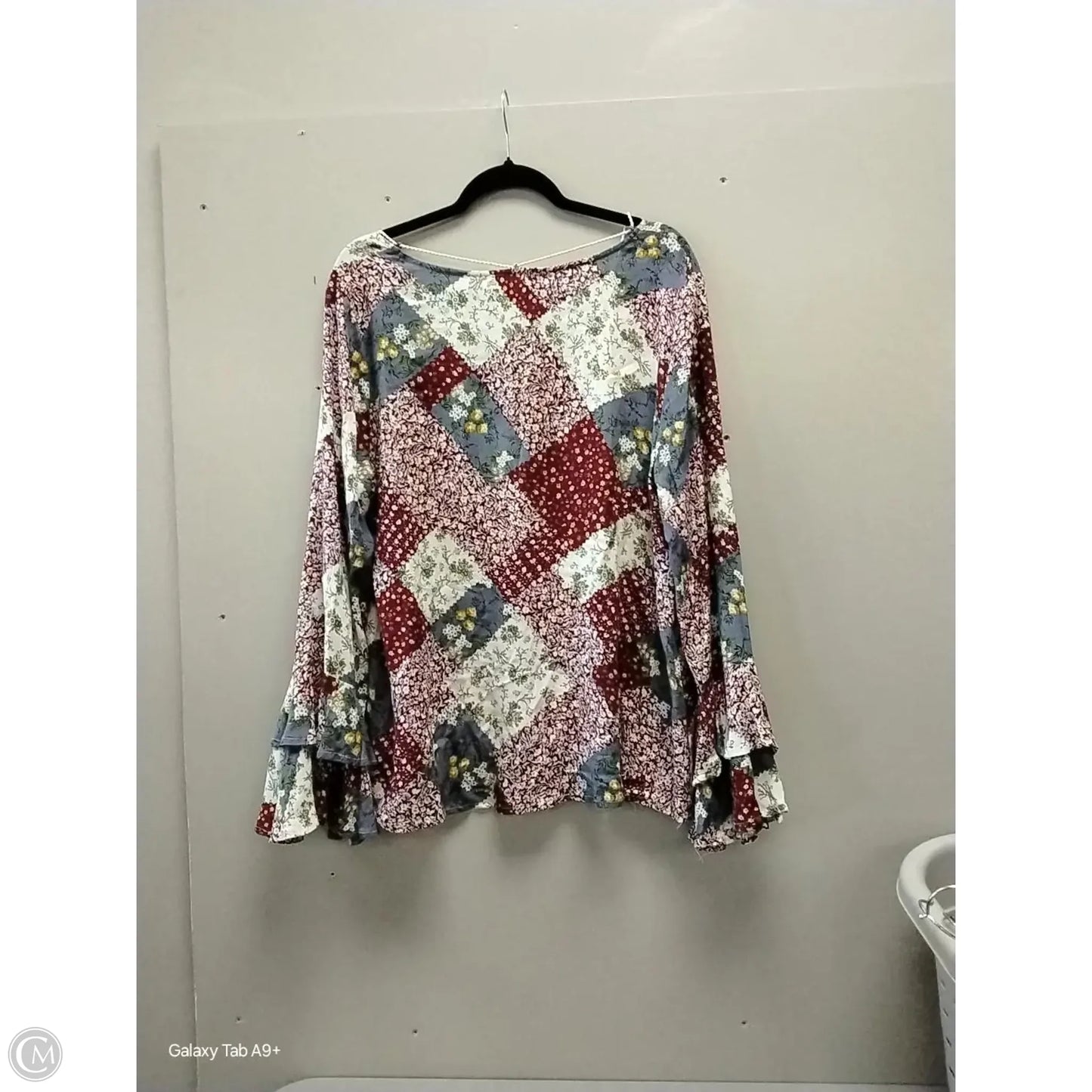 Blouse Long Sleeve By Entro In Floral Print, Size: L