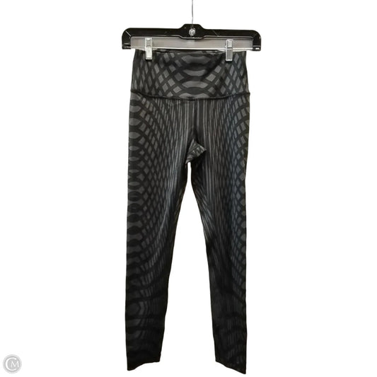 Athletic Leggings By Alo In Black & Grey, Size: S