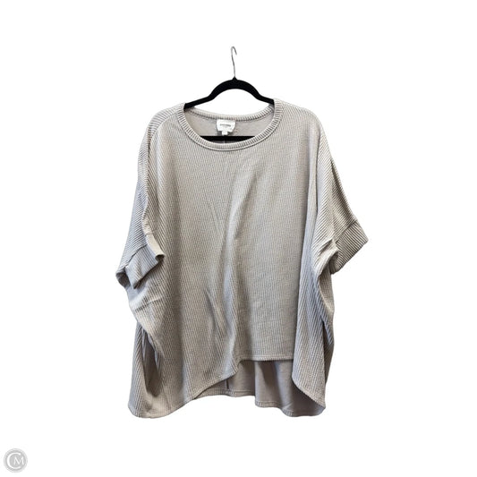 Sweater Short Sleeve By Andree By Unit In Grey, Size: S