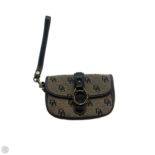 Wristlet By Dooney And Bourke, Size: Small