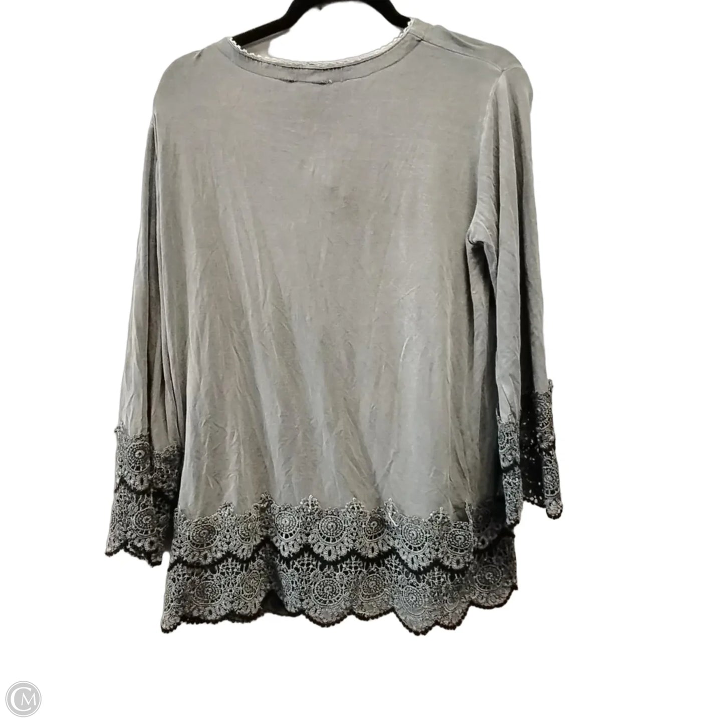 Top Long Sleeve By Pol In Grey, Size: M