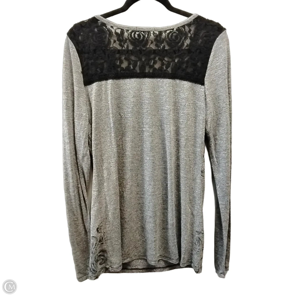 Top Long Sleeve By Maurices In Grey, Size: L