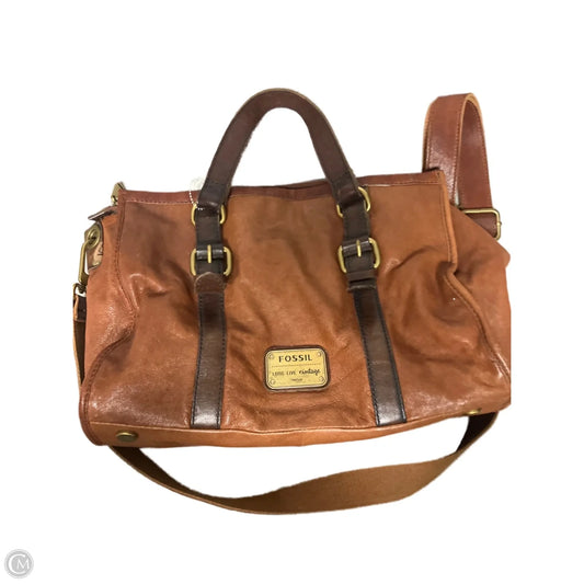 Crossbody By Fossil, Size: Medium