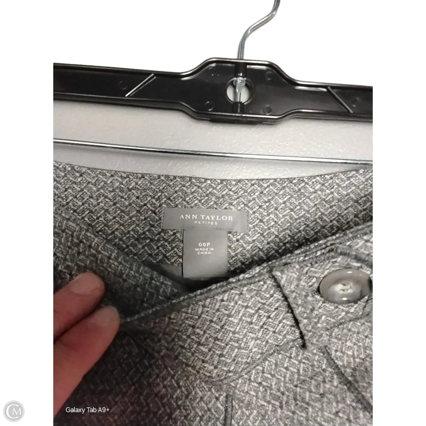 Skirt Maxi By Ann Taylor In Grey, Size: 0p