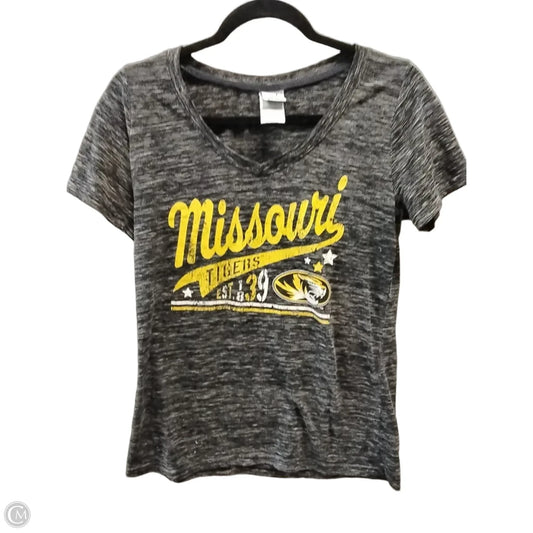 Top Short Sleeve By Clothes Mentor In Black, Size: L