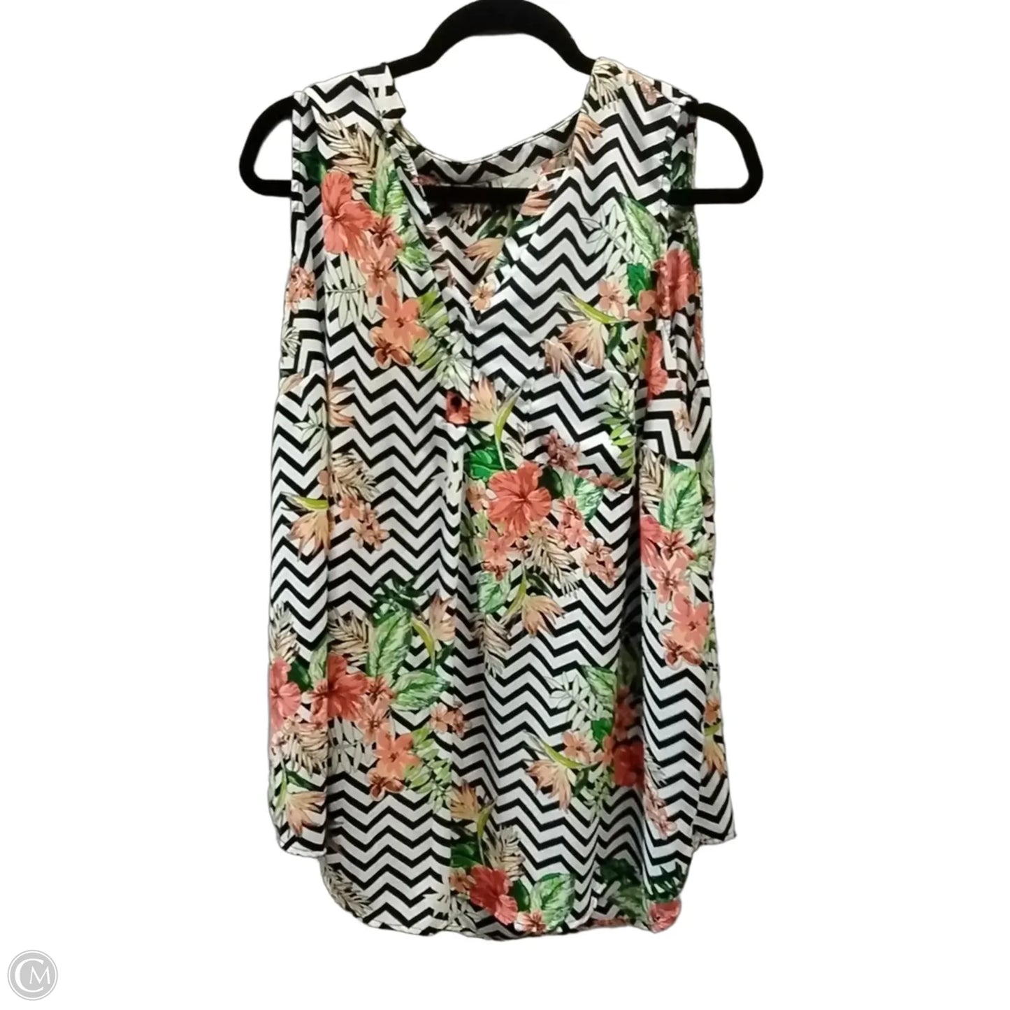 Top Sleeveless By Tacera In Geometric Pattern, Size: 3x