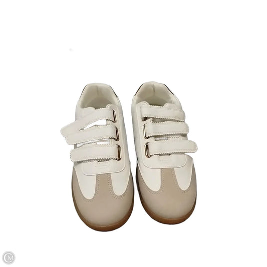 Shoes Sneakers By Dolce Vita In White, Size: 7.5