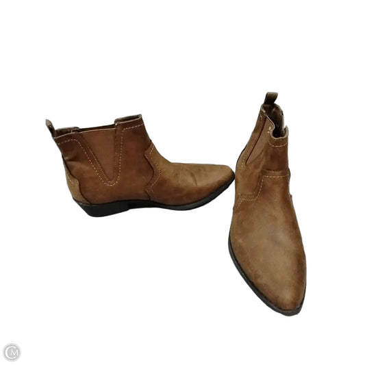 Boots Ankle Heels By Arizona In Brown, Size: 6.5