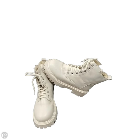 Boots Combat By Clothes Mentor In White, Size: 7.5