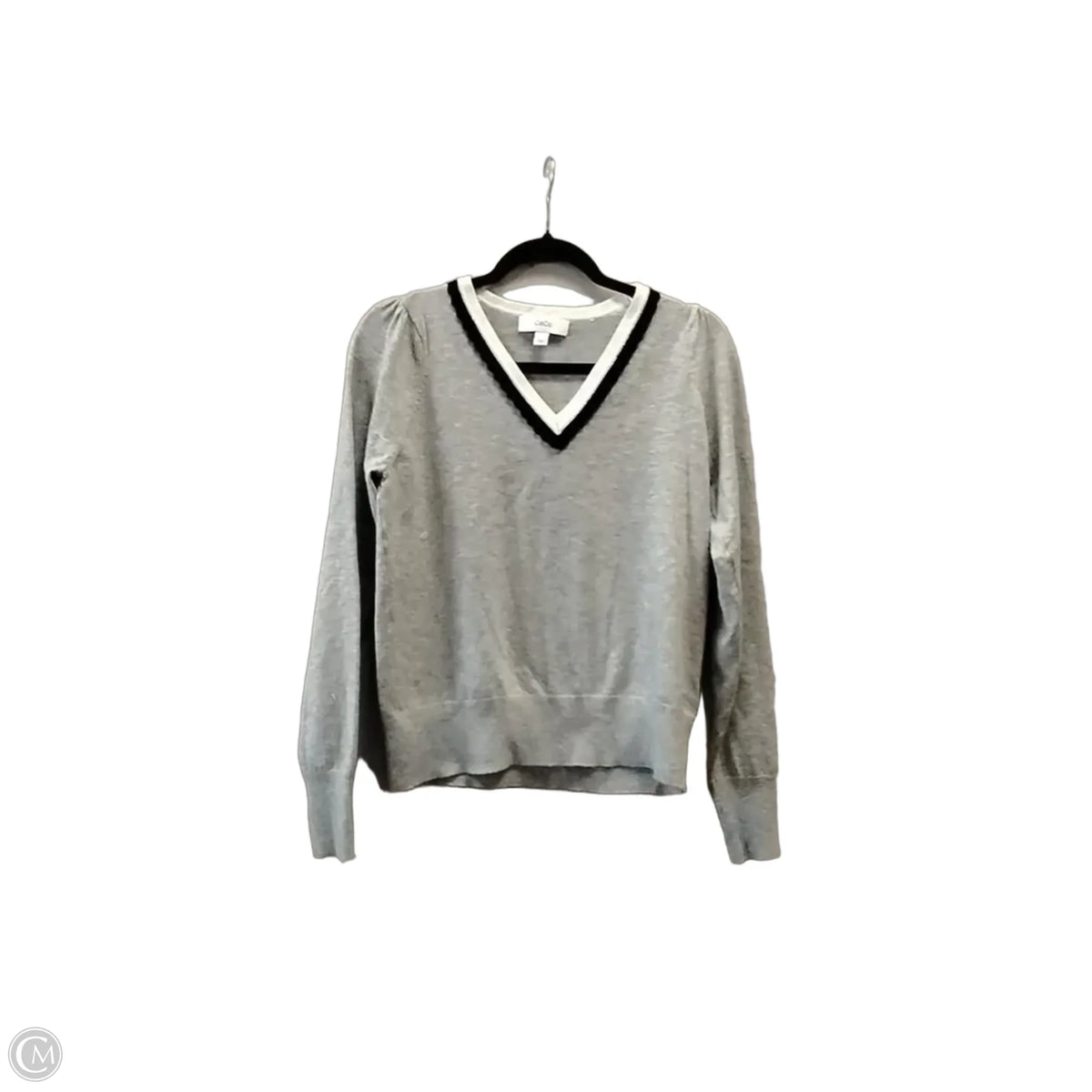 Sweater By Cece In Grey, Size: Xs